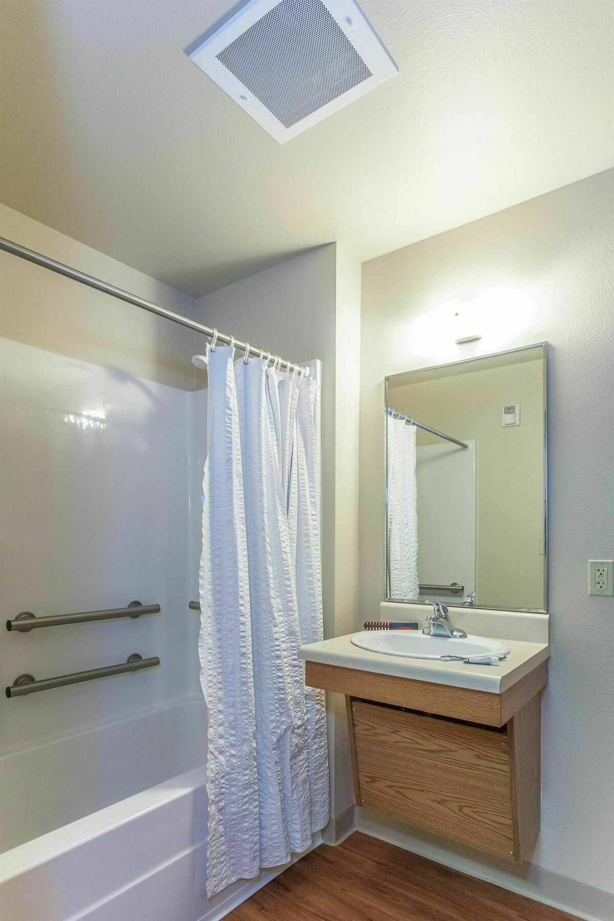 Extended Stay America Select Suites - Wilmington - West Ngoại thất bức ảnh